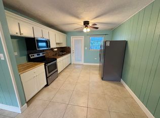 972 73rd St, Marathon, FL 33050
