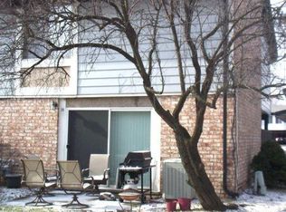 20 Cour Monnet, Palos Hills, IL 60465