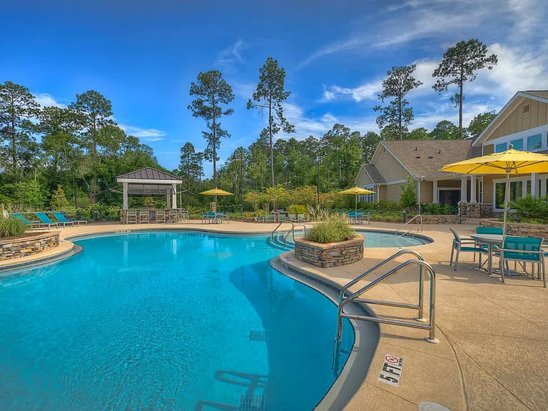 Sparkling pool with sundeck