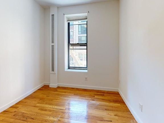 5th image of 307 E 77th St #3B2