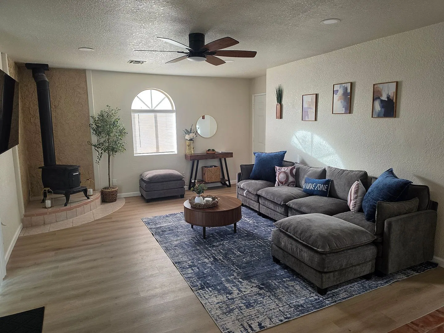 3 Bedroom House With an Office in Mohave Valley — Photo 4