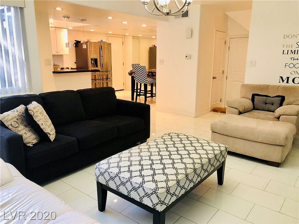 1st image of 4618 Grand Dr Unit 3