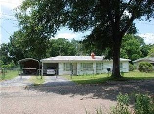 1483 Orchard Dr W, Mobile, AL 36618