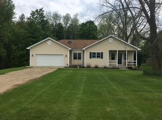 37347 34th Ave, Paw Paw, MI 49079