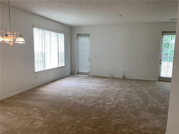 3rd image of 1606 Eagle Feather Dr