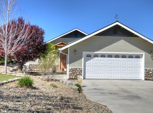 27150 Man O War Dr, Tehachapi, CA 93561