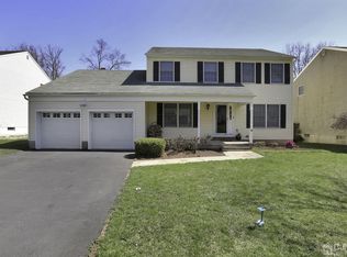 4 Obert Dr, Raritan, NJ 08869