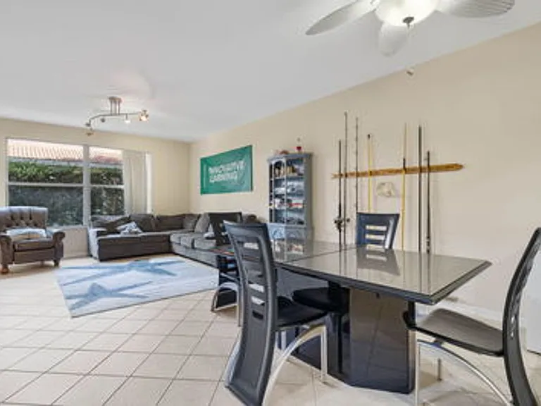 17529 Laurel Grove Ct — Photo 10