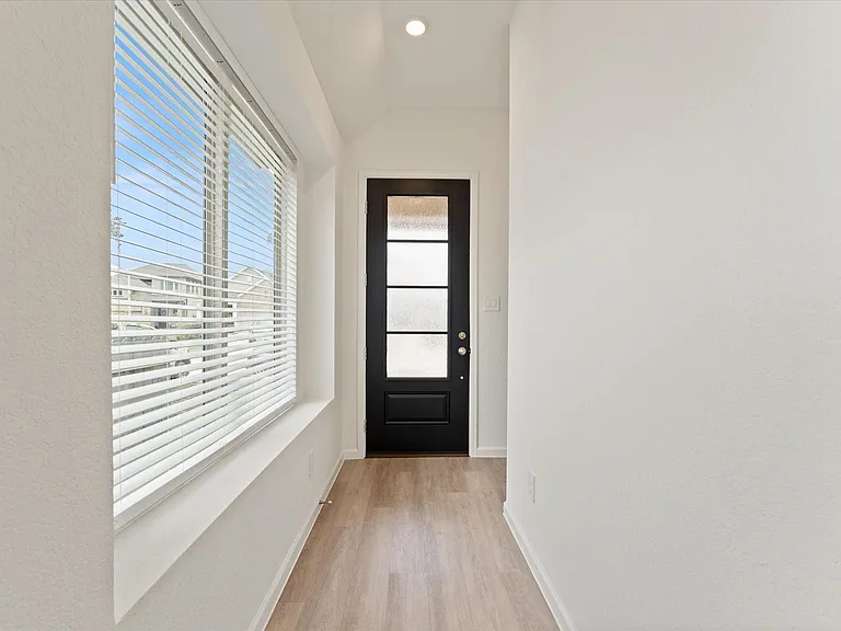 15520 Sunset Maple Ct — Photo 4