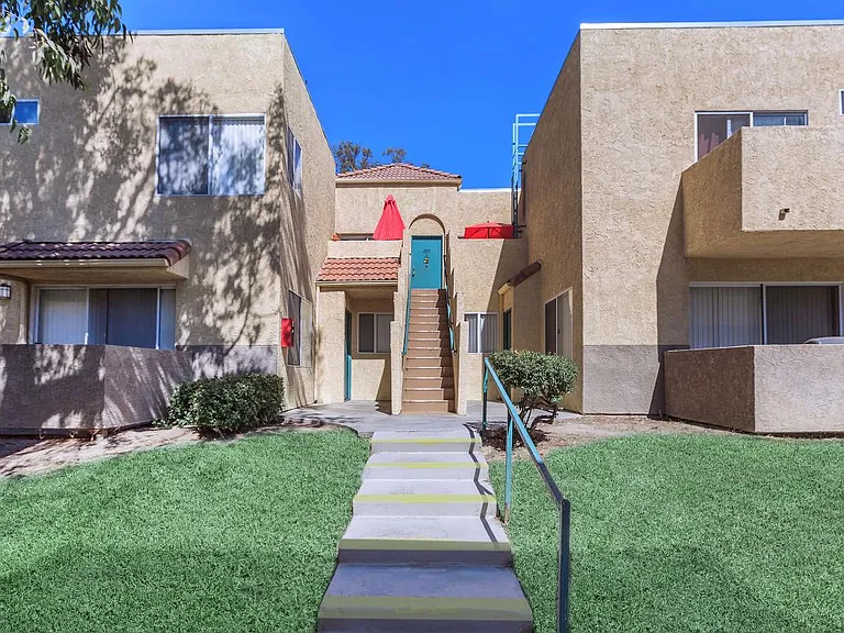 Canyon Country Villas — Photo 12