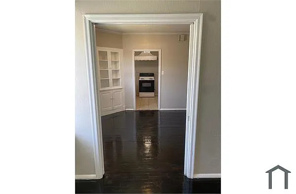 Building Photo - 254 Rosebud Ave #4