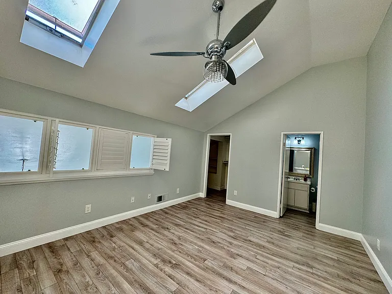 7770 Youngdale Way — Photo 13