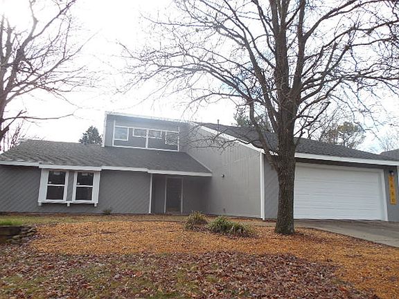 5th image of 2460 N East Oaks Dr