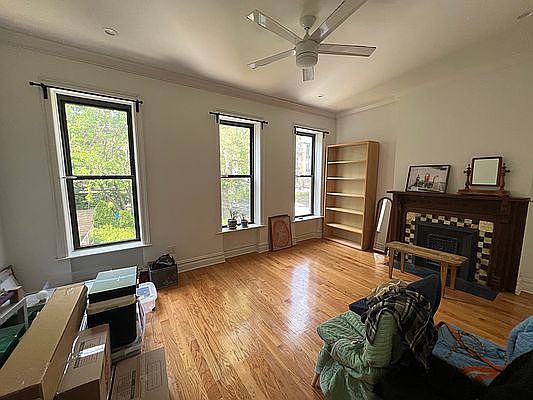1st image of 367 Bainbridge St #1