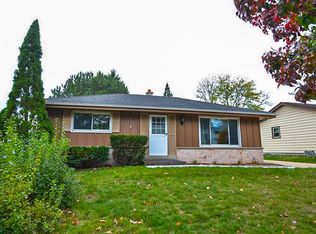 9631 W Arch Ave, Milwaukee, WI 53224