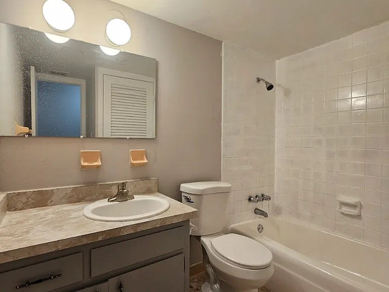 7610 W Powhatan Ave — Photo 13