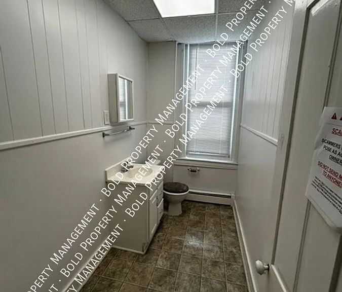 243 S 8th St #2 — Photo 3
