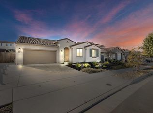 20 Hospital Rd, Hollister, CA 95023