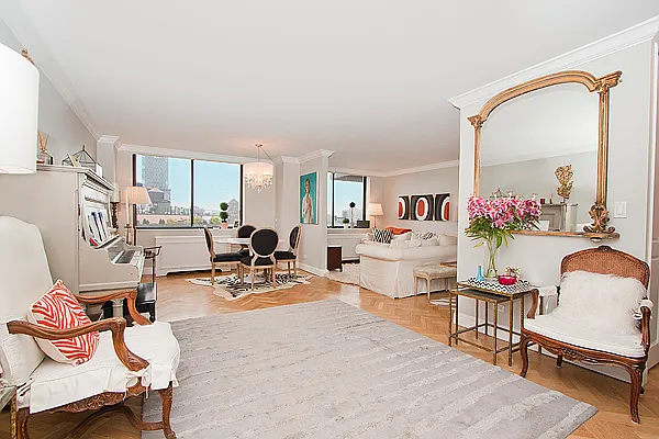 Rented by Olshan Realty | media 95