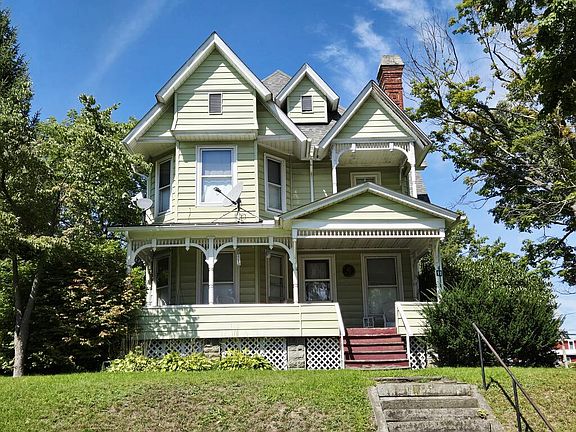 2nd image of 11 Locust Ave