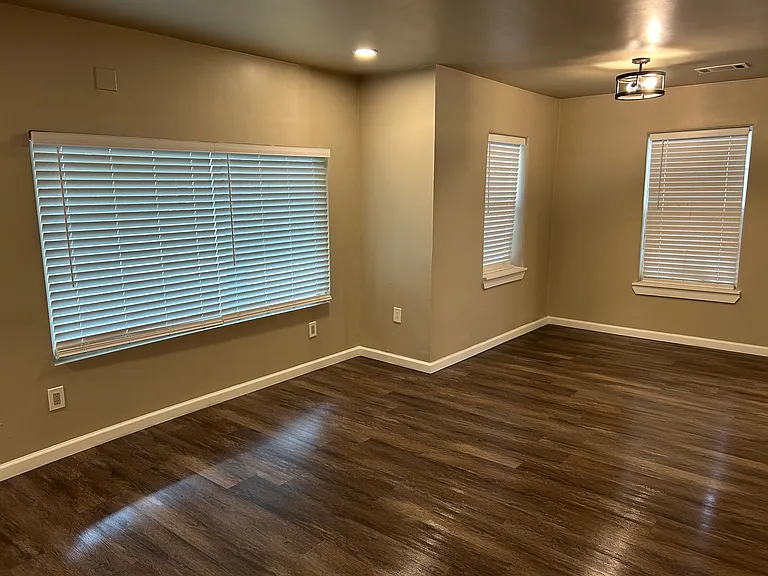 3551 Cortez Dr — Photo 17