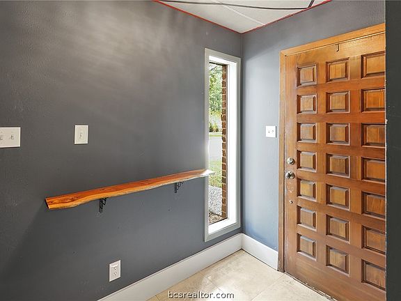 3rd image of 2806 Briarcreek Ct