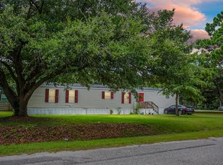 303 Crestwood Dr, Moncks Corner, SC 29461