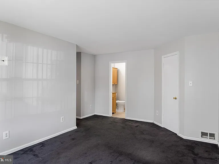 419 Atlanta Ct — Photo 20