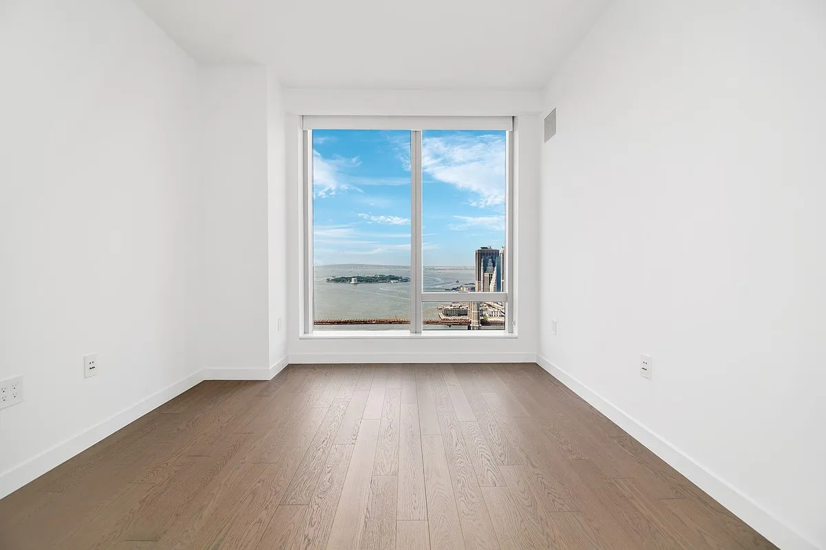 252 South Street — Photo 3