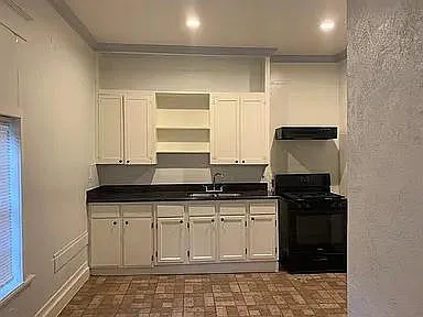 2 bed, 1.0 bath, 900 sqft, $1,000 — Photo 3