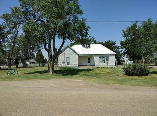 401 N Francis St, Wildorado, TX 79098