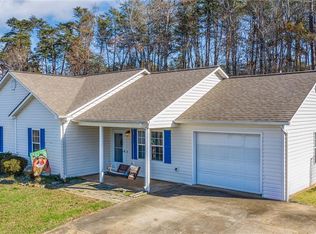 105 Surrey Dr, Morganton, NC 28655