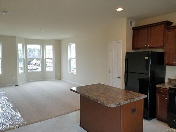 4th image of 20558 Asheville Dr