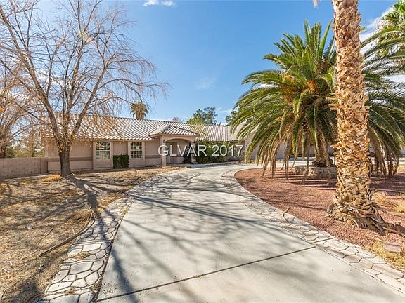 3rd image of 3737 W La Madre Way