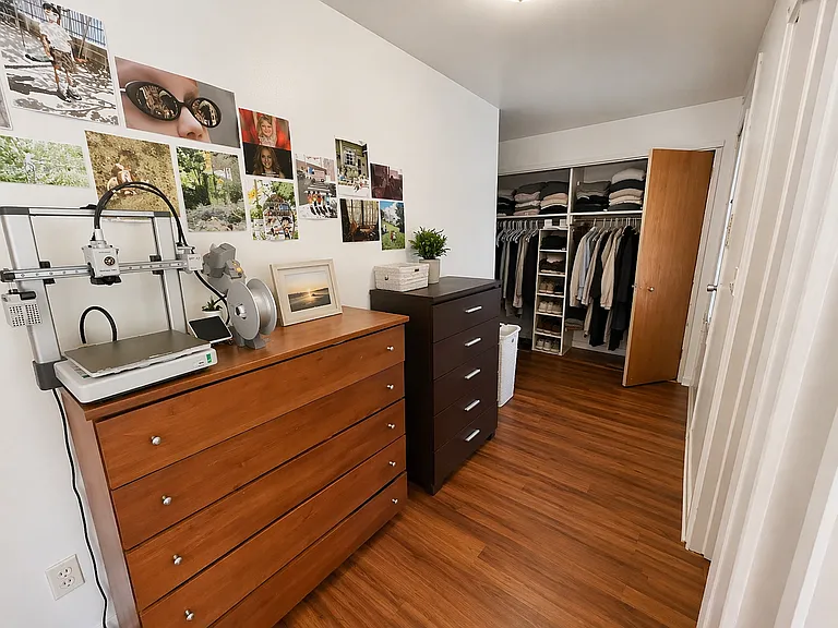 Varsity Management - 515 Walnut — Photo 42