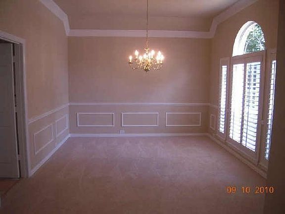 4th image of 2722 Creek Crossing Dr