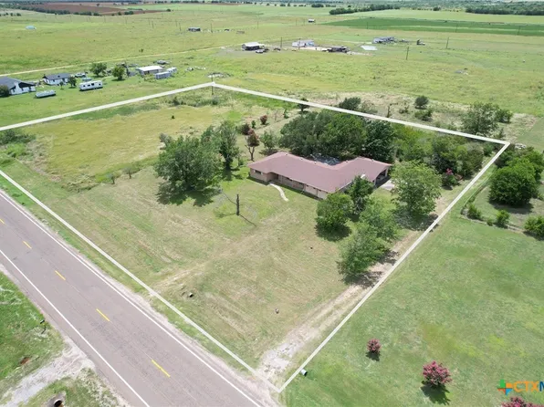 800 Fm 1915, Buckholts, TX 76518