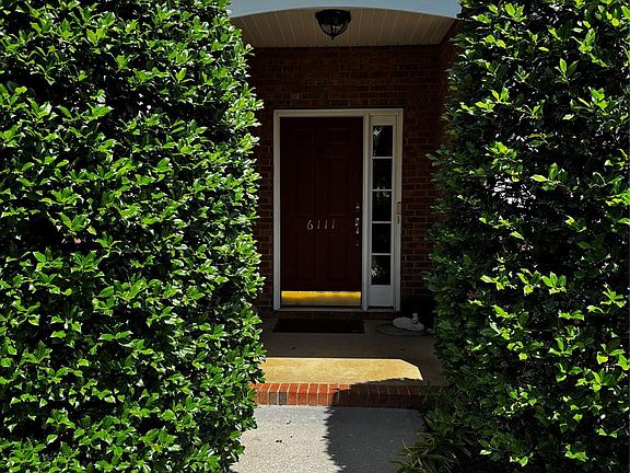 2nd image of 6111 Maple Leaf Ave