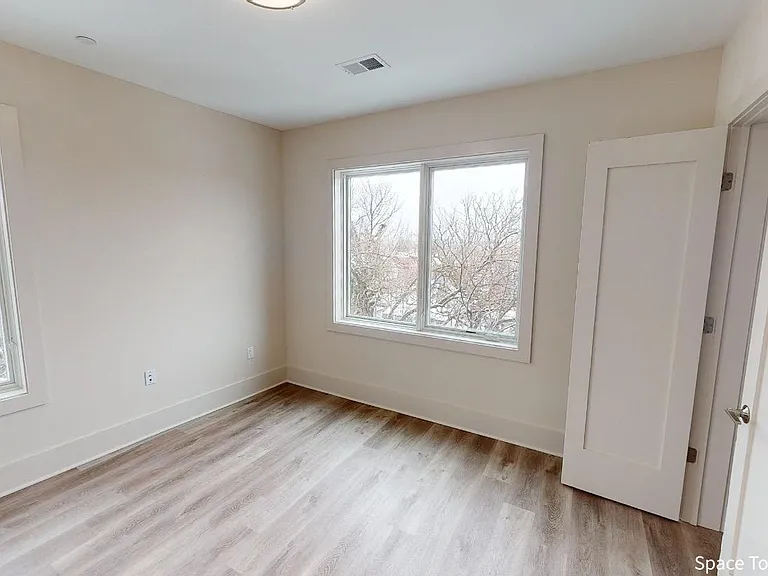 917 Sheridan St NW #2 — Photo 3