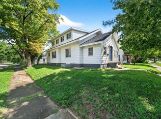 1303 Sorin St, South Bend, IN 46617