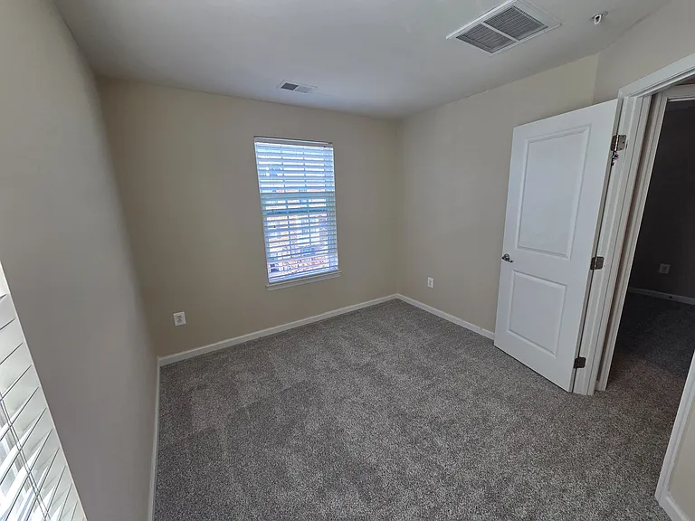 5435 Doubleday Ln — Photo 25