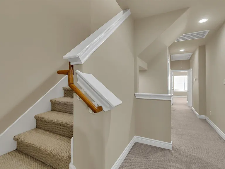 9006 Lakes At 610 Dr — Photo 28