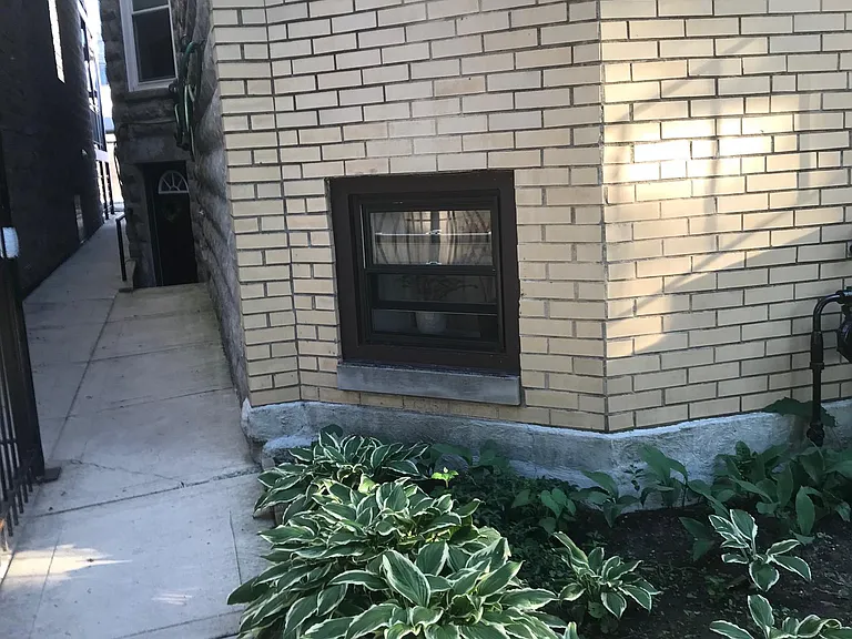 2439 W Rice St #GARDEN — Photo 6