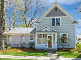 600 E 1st St, Pella, IA 50219