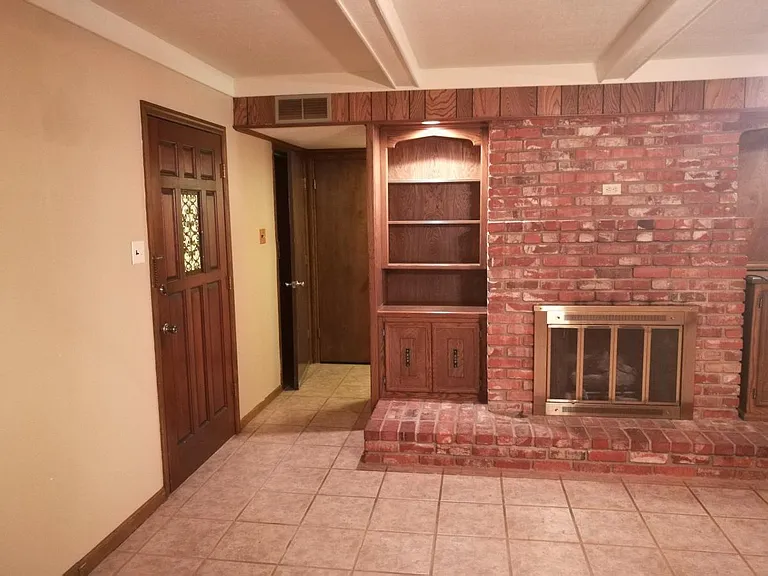 5604 Gordon Ln — Photo 8