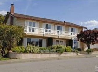 422 Cedar Hill Dr, San Rafael, CA 94903