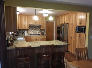 1134 Crestview Dr, Fortuna, CA 95540