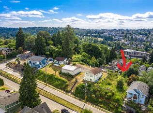 4033 21st Ave SW, Seattle, WA 98106