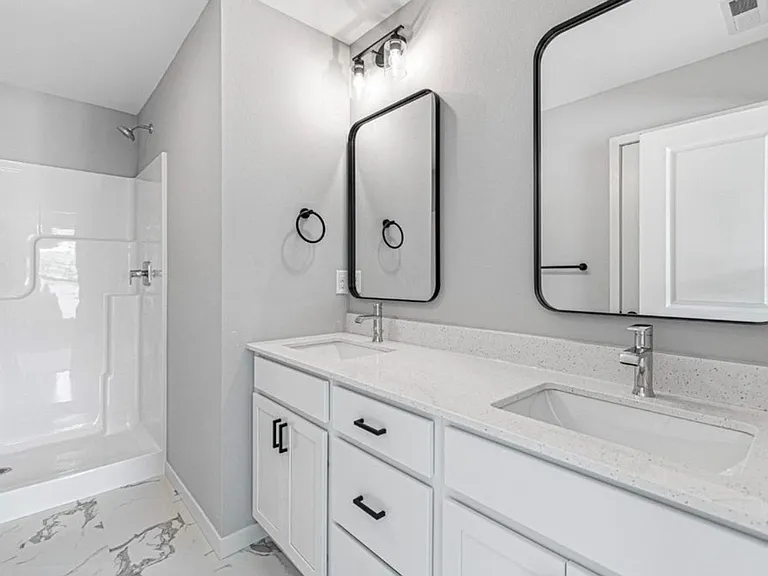 4773 Preston Ln — Photo 16