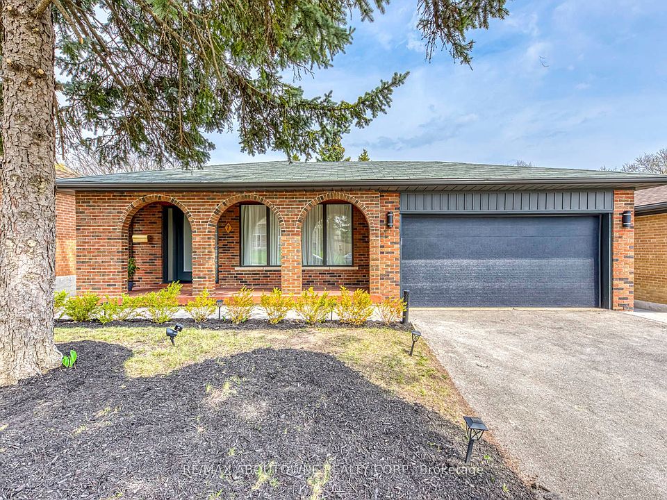 1st image of 7 Ivybridge Dr